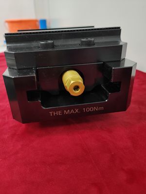 Precision Self Centering Milling Machine Vise 5 Axis Machining Fixture (Mesin penggilingan yang berpusat sendiri dengan presisi)