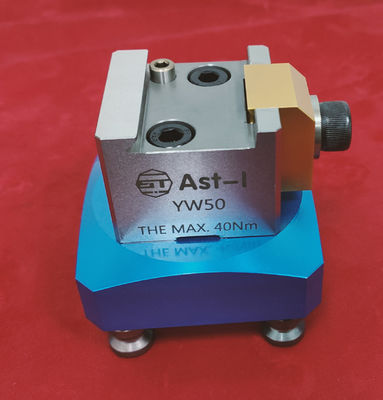 Perkakas Presisi OEM Ekor Burung 4 Sumbu Mesin Baja Paduan YW50-52