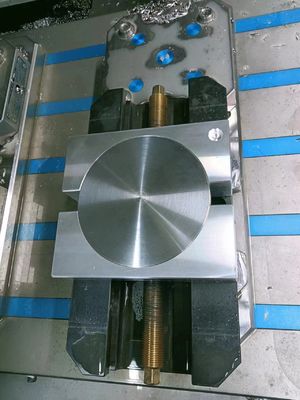 Ragum Penjepit Mandiri Baja Keras untuk Penjepitan Benda Kerja Melingkar