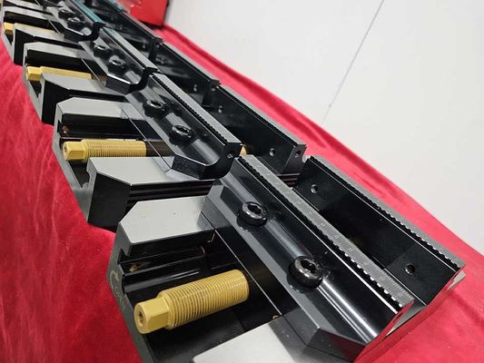 wakil pemusatan diri presisi bahan baja untuk alat pemesinan cnc 3 sumbu 4 sumbu 5 sumbu