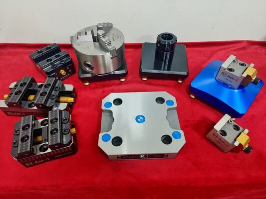 Perlengkapan poros baja yang diperkuat dengan kekuatan penguncian 18KN untuk mesin CNC poros 3/4/5